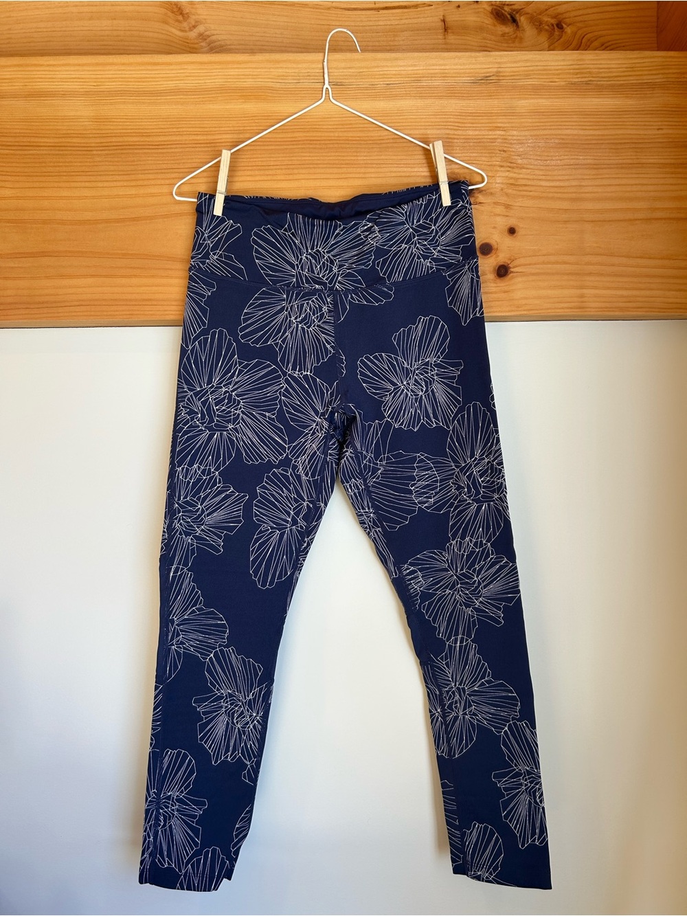 Blue Calvin Klein Capri Leggings